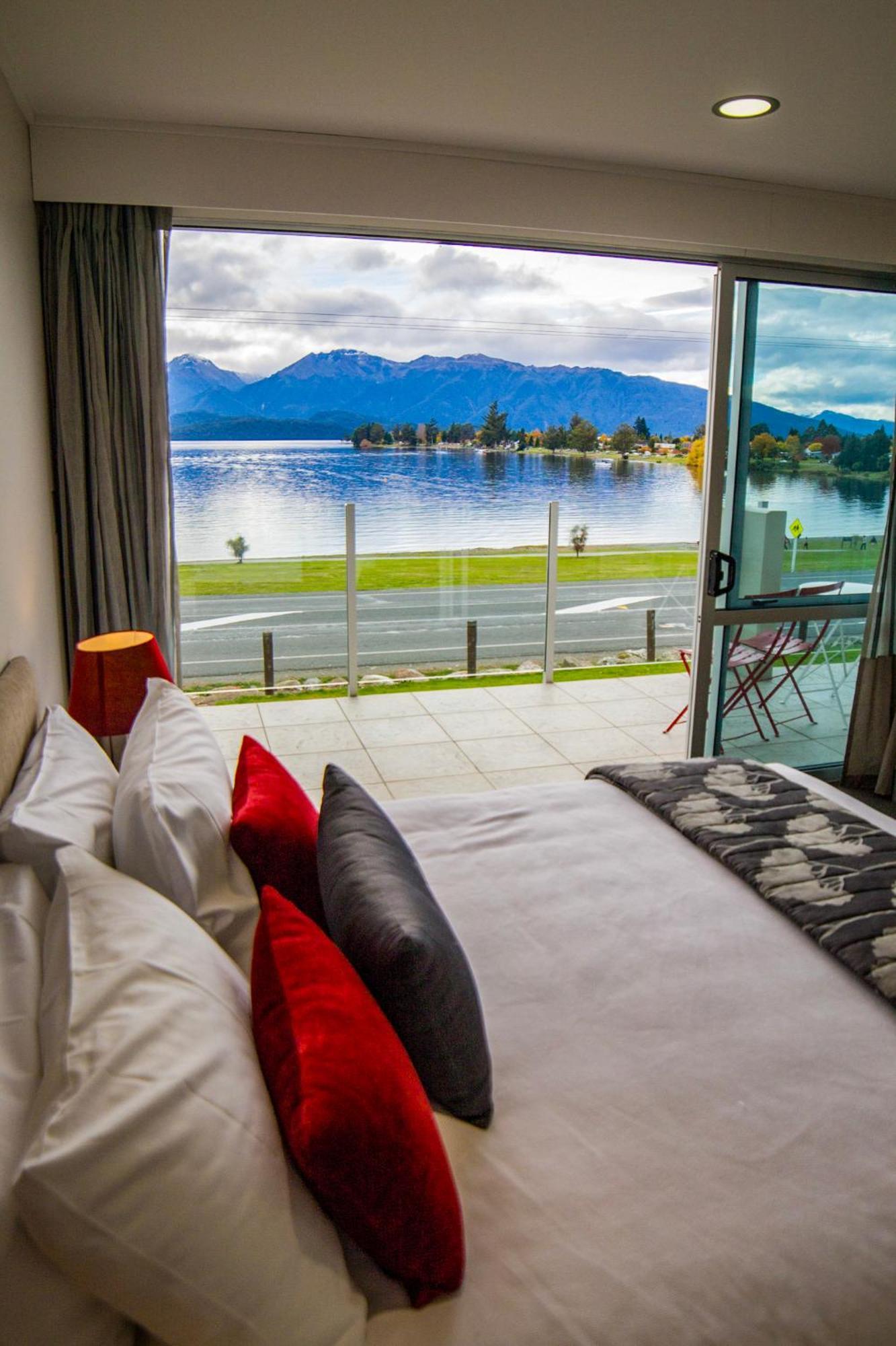 Marakura Deluxe Motel Te Anau Eksteriør billede