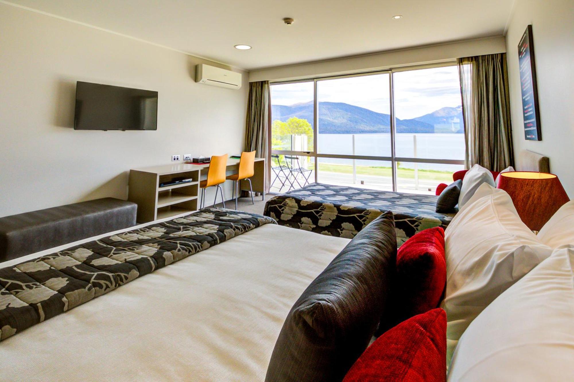 Marakura Deluxe Motel Te Anau Eksteriør billede
