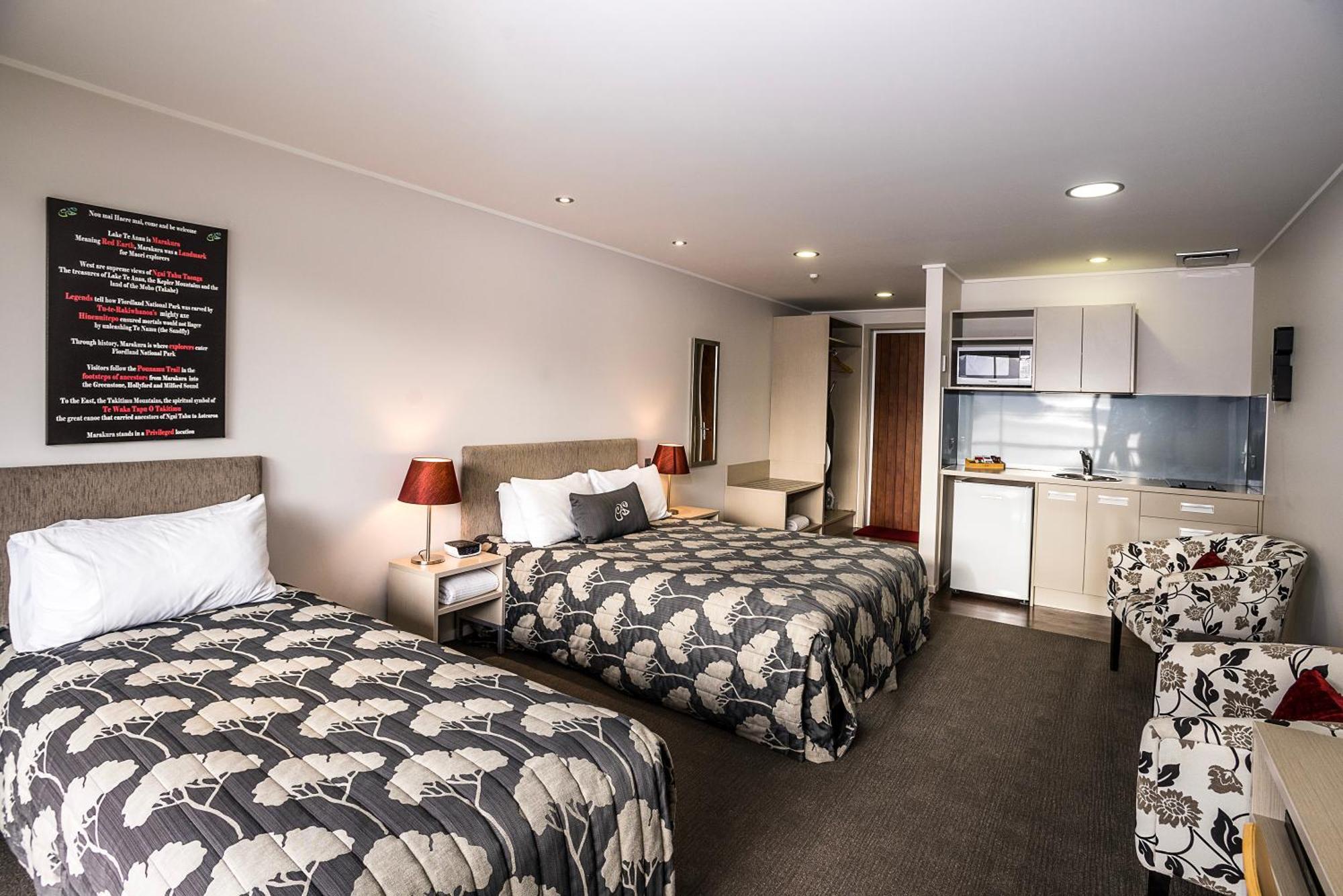 Marakura Deluxe Motel Te Anau Eksteriør billede