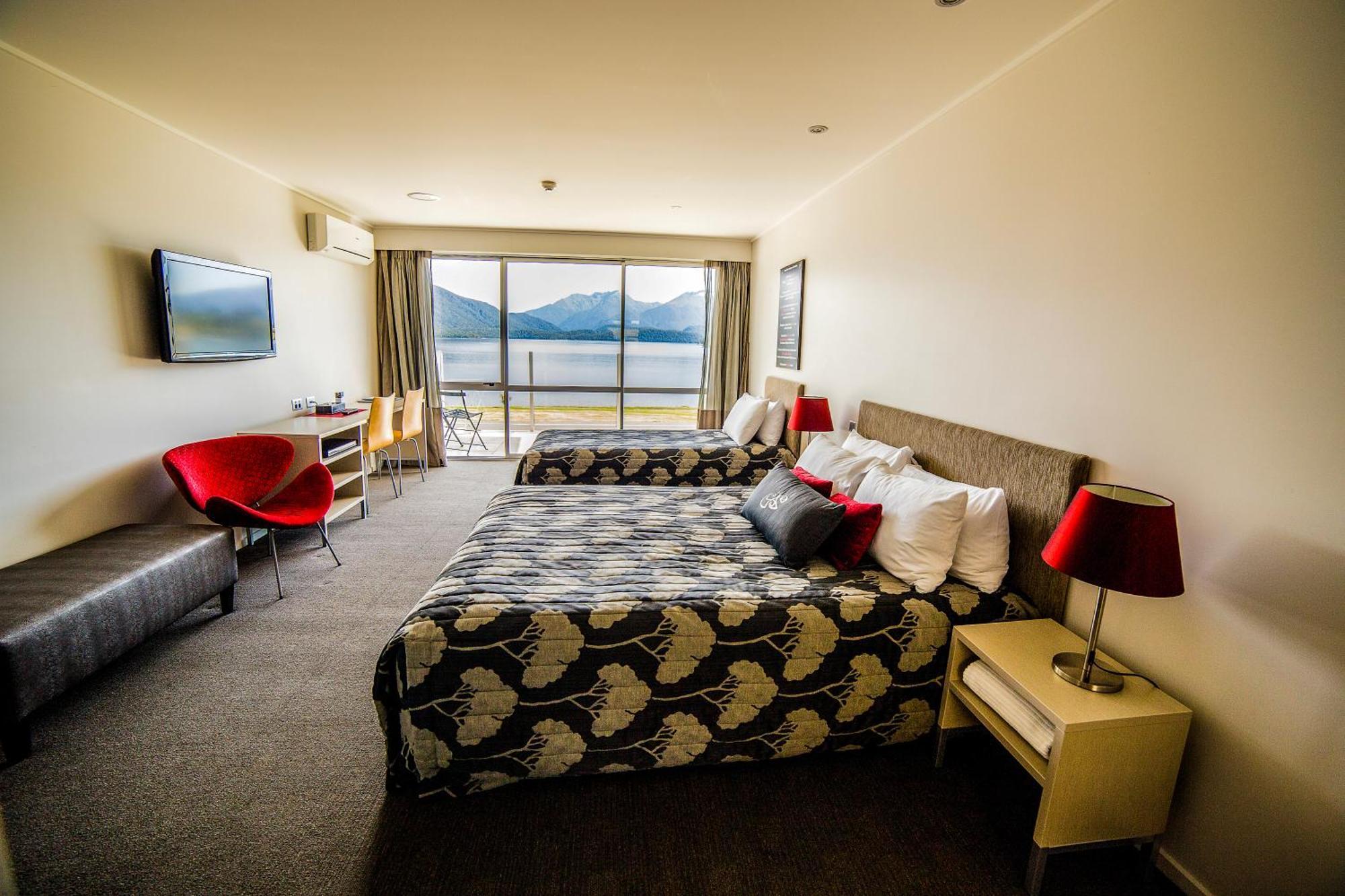 Marakura Deluxe Motel Te Anau Eksteriør billede