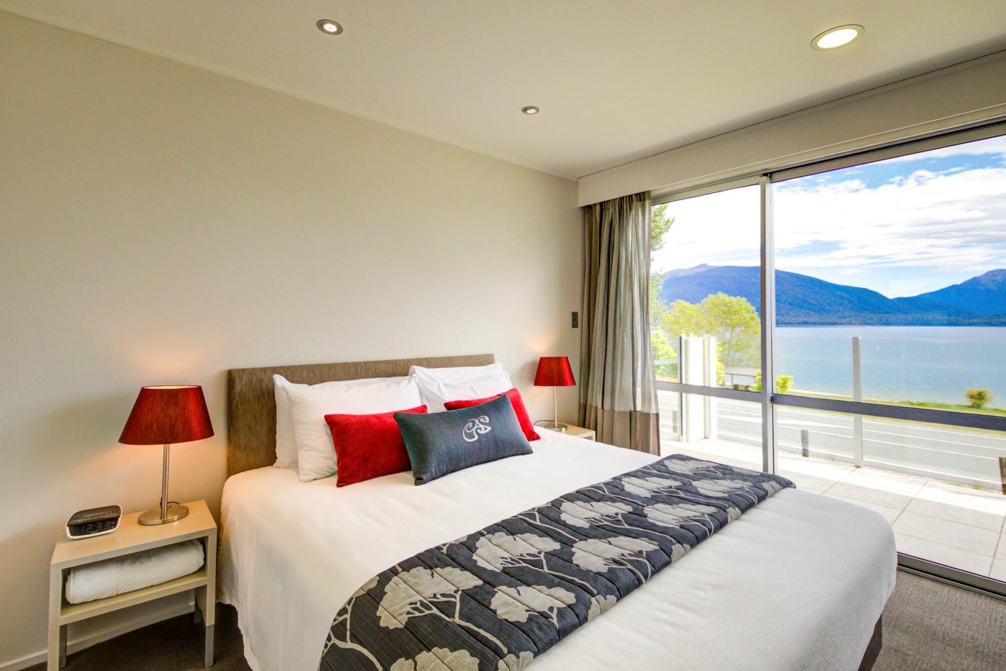 Marakura Deluxe Motel Te Anau Eksteriør billede