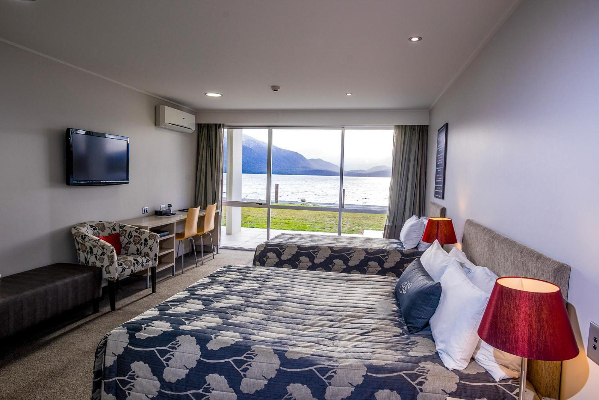 Marakura Deluxe Motel Te Anau Eksteriør billede