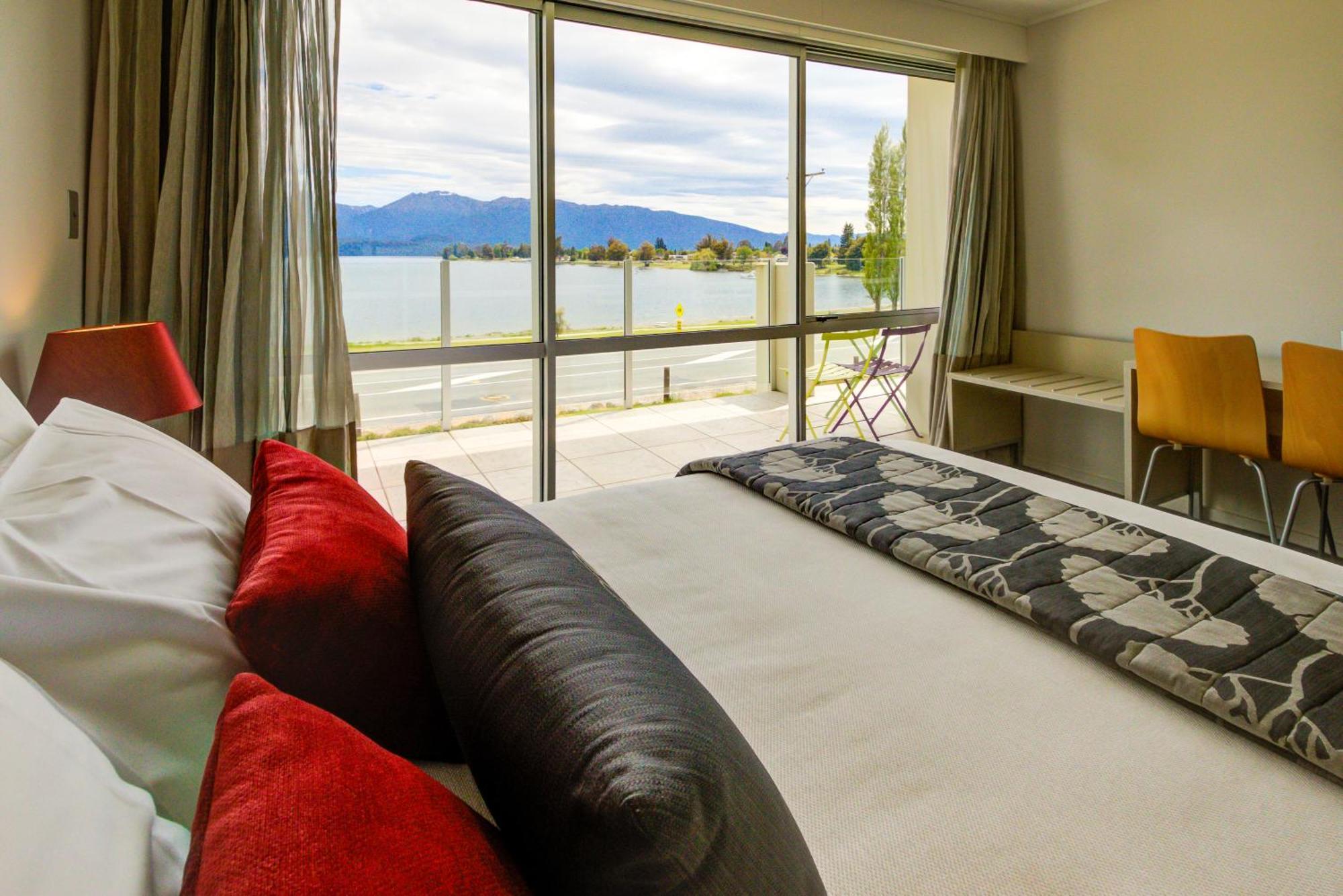 Marakura Deluxe Motel Te Anau Eksteriør billede
