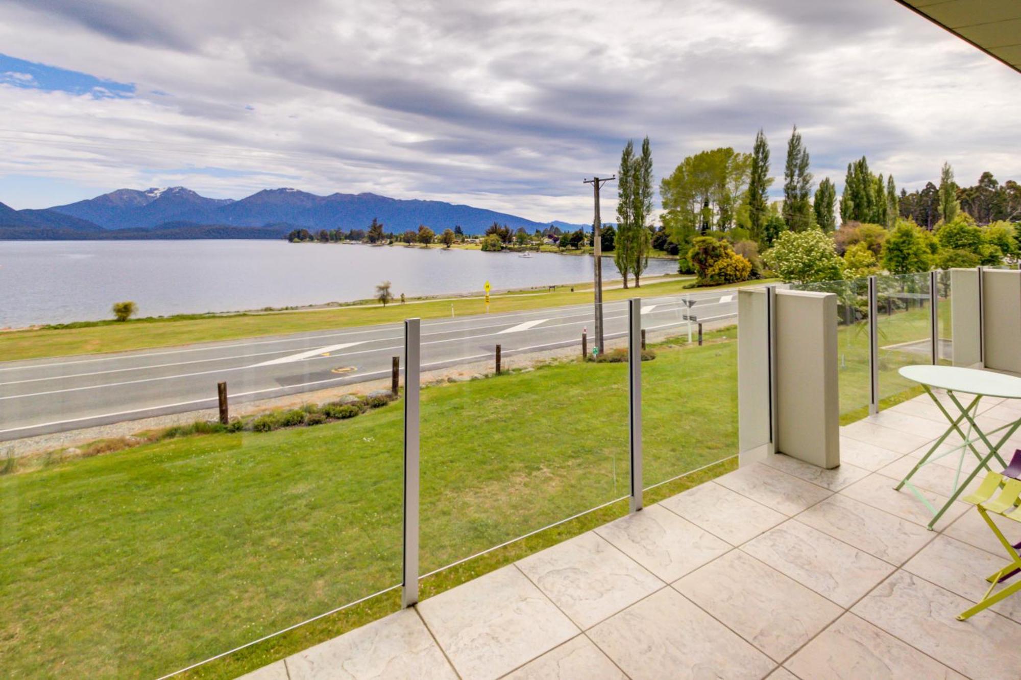Marakura Deluxe Motel Te Anau Eksteriør billede